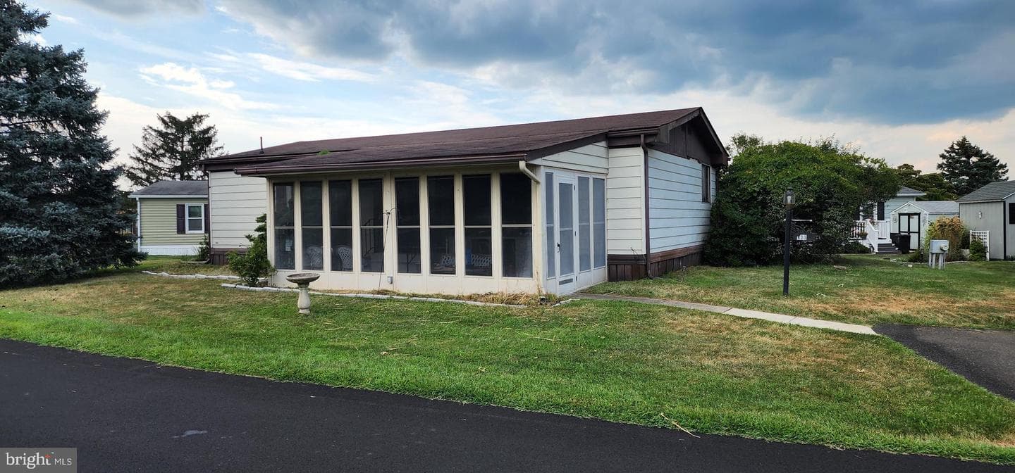 433 Running Brook Road photo 1