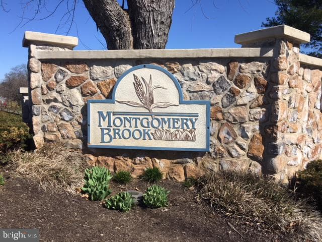 401 Foxcroft Circle #condo 401 photo 1