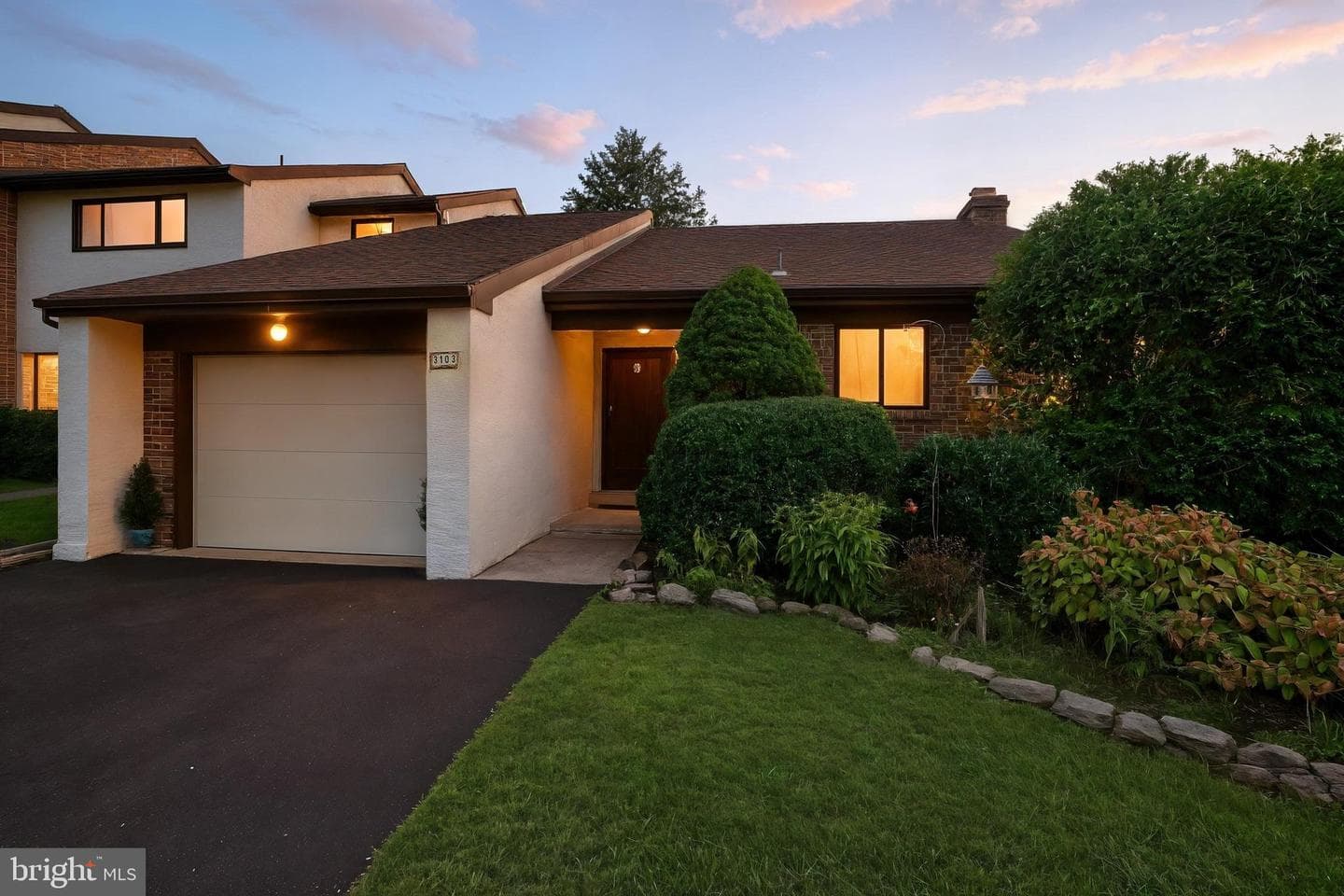 3103 Adams Way photo 1