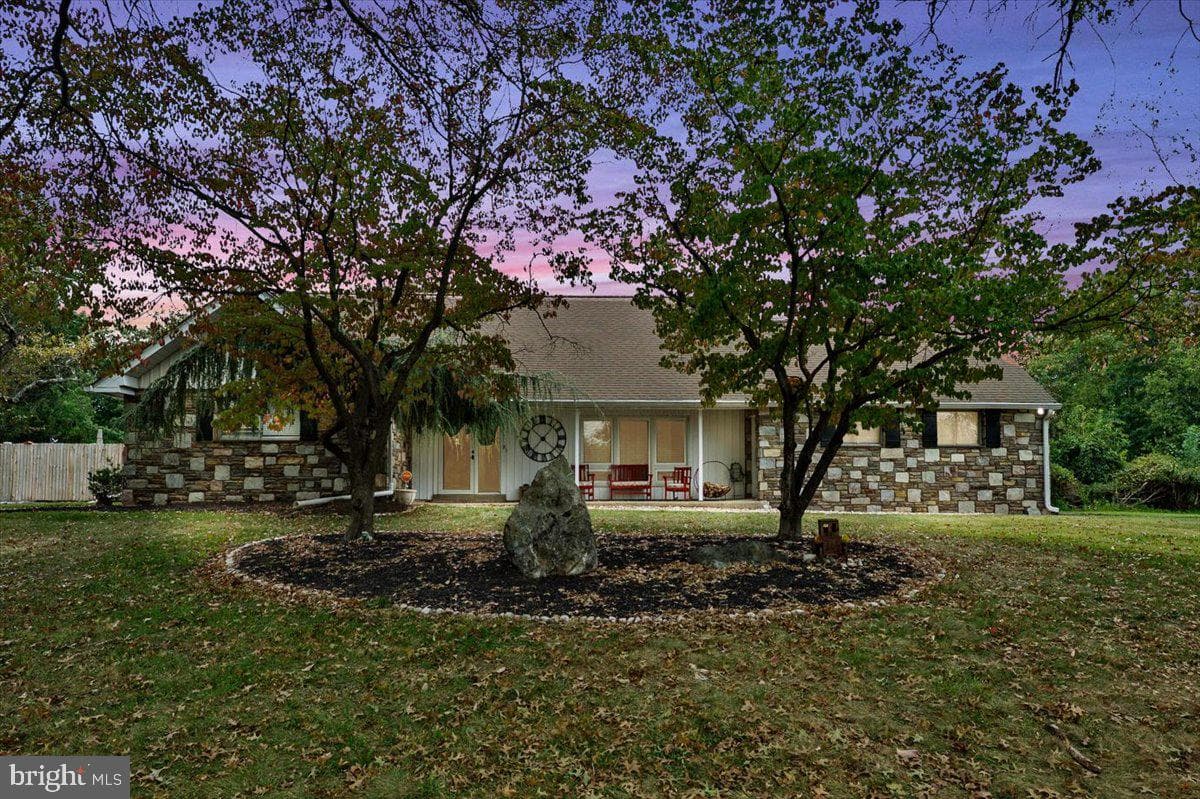 1653 Bridle Path Drive