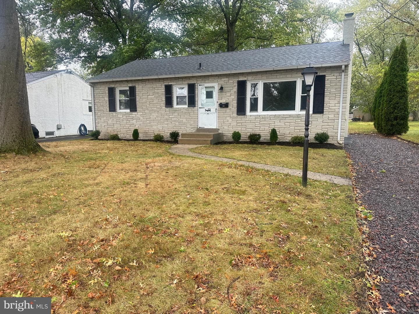 316 Pennbrook Avenue photo 1