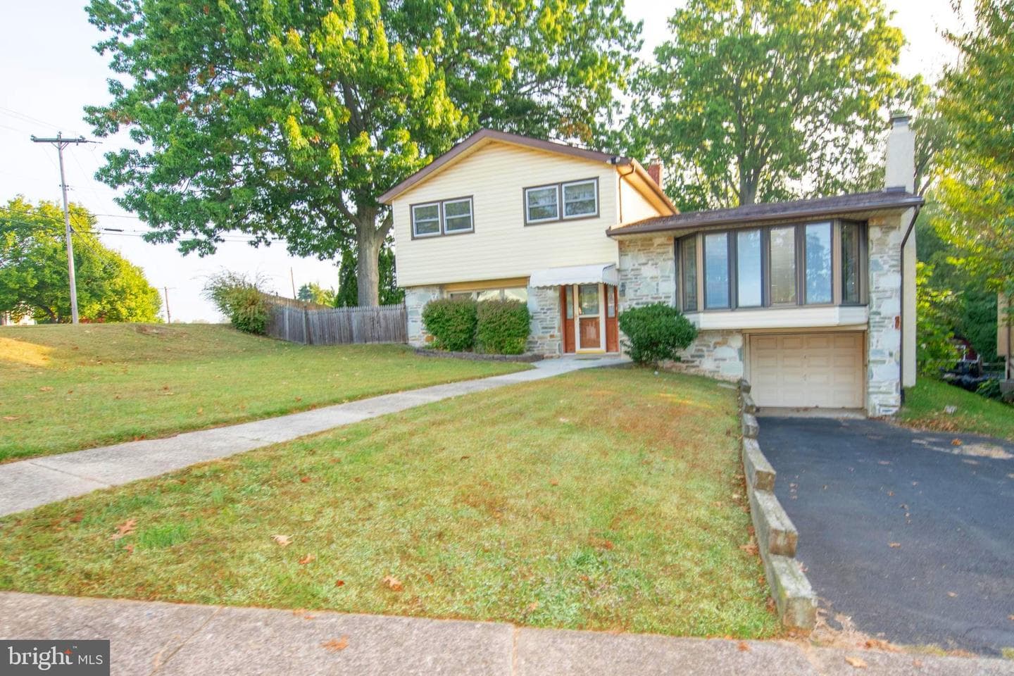 247 Leona Avenue photo 1