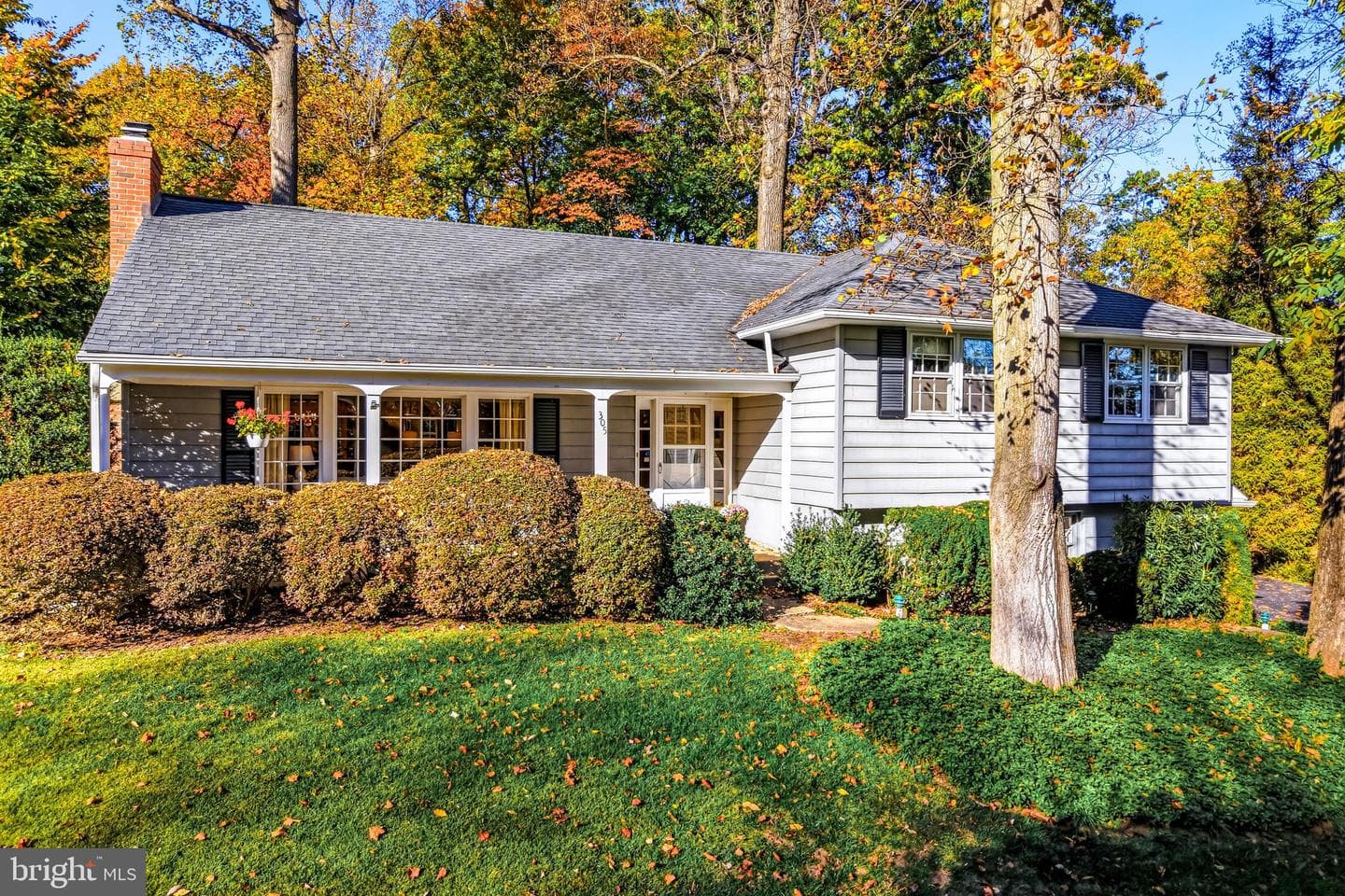 305 Gulph Hills Road photo 1