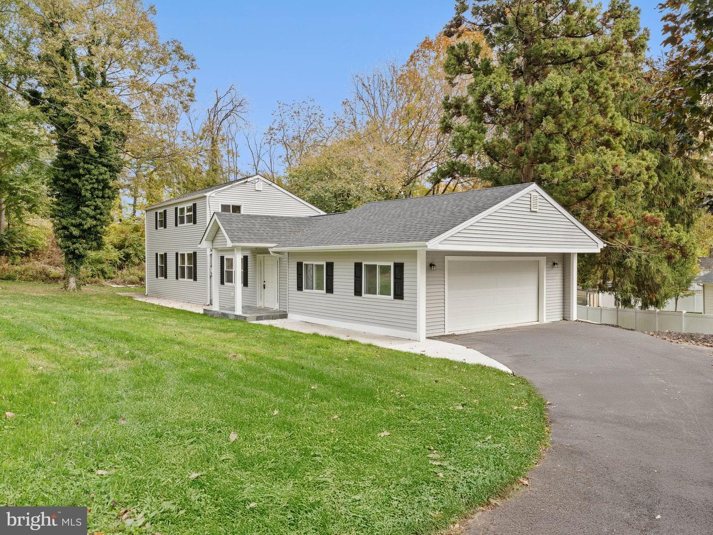 700 Crooked Lane photo 1