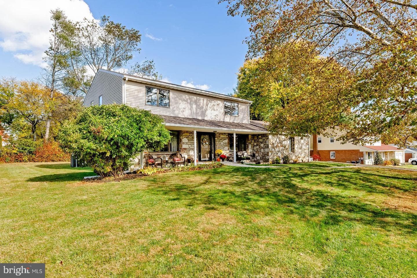 1011 Milkweed Lane photo 1