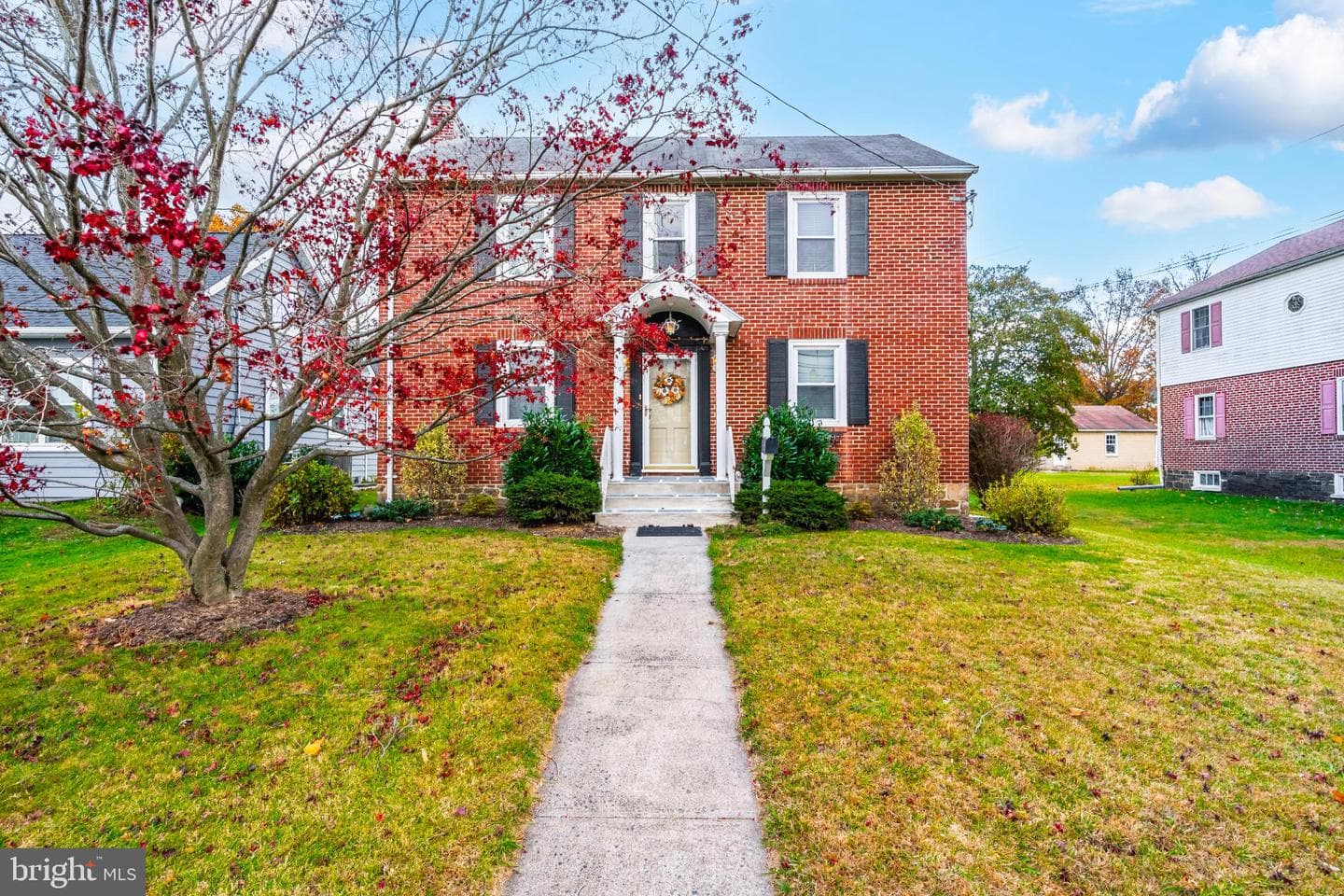 405 W Walnut Street photo 1
