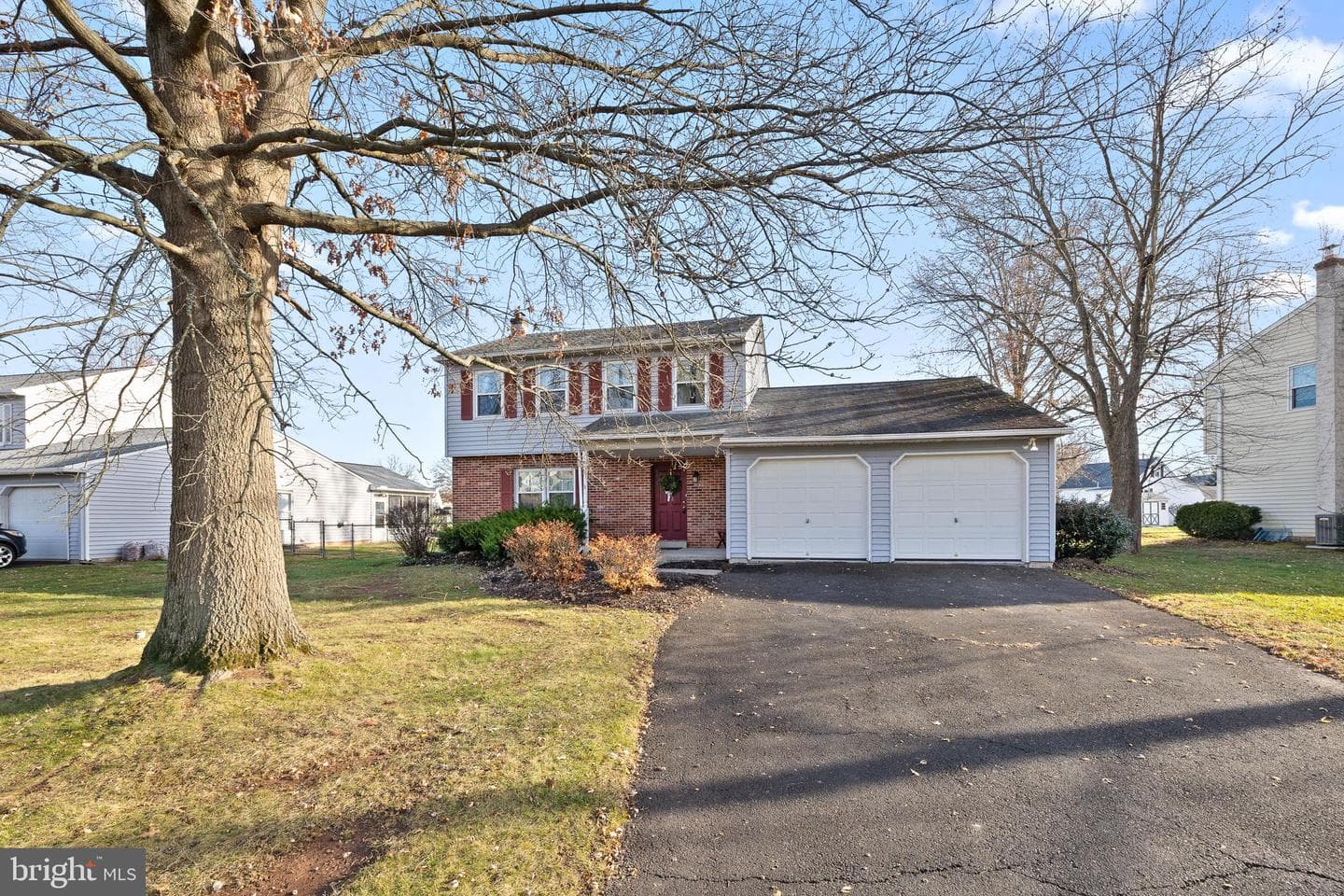 829 Alexander Drive photo 1