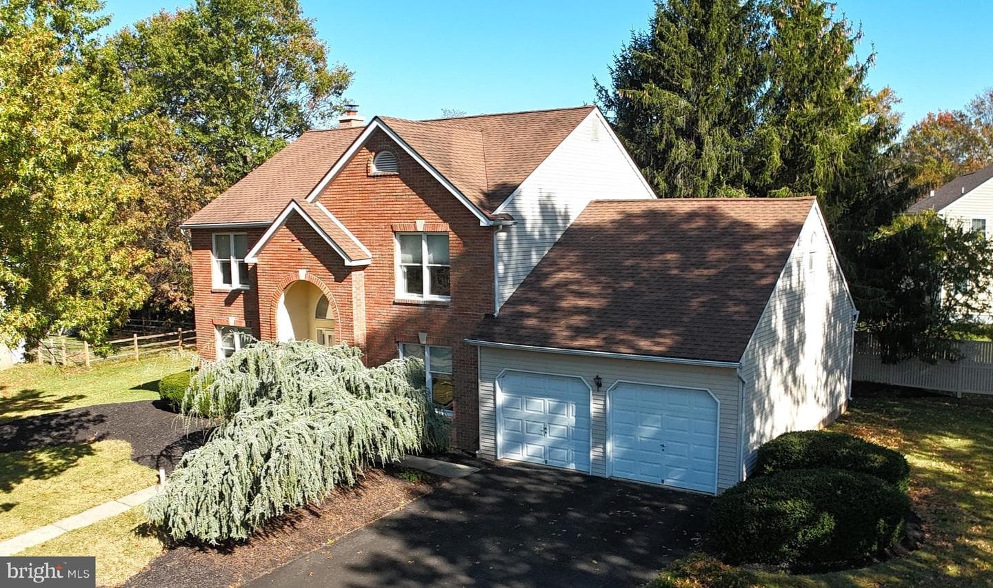 2801 Denbeigh Drive photo 1