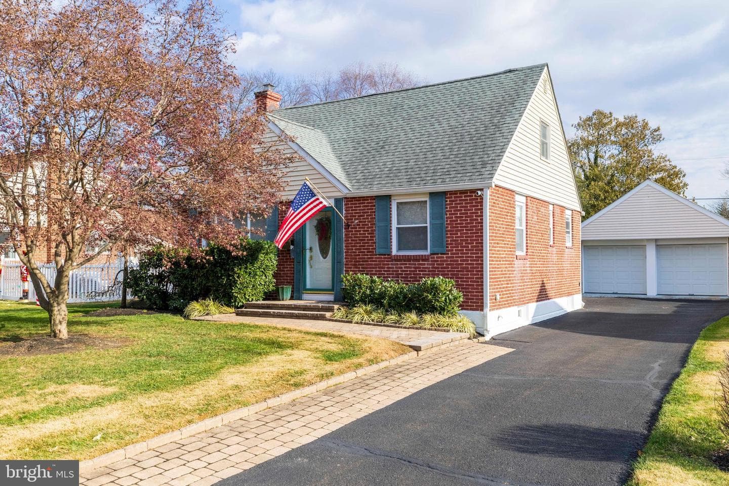603 Orchard Way photo 1