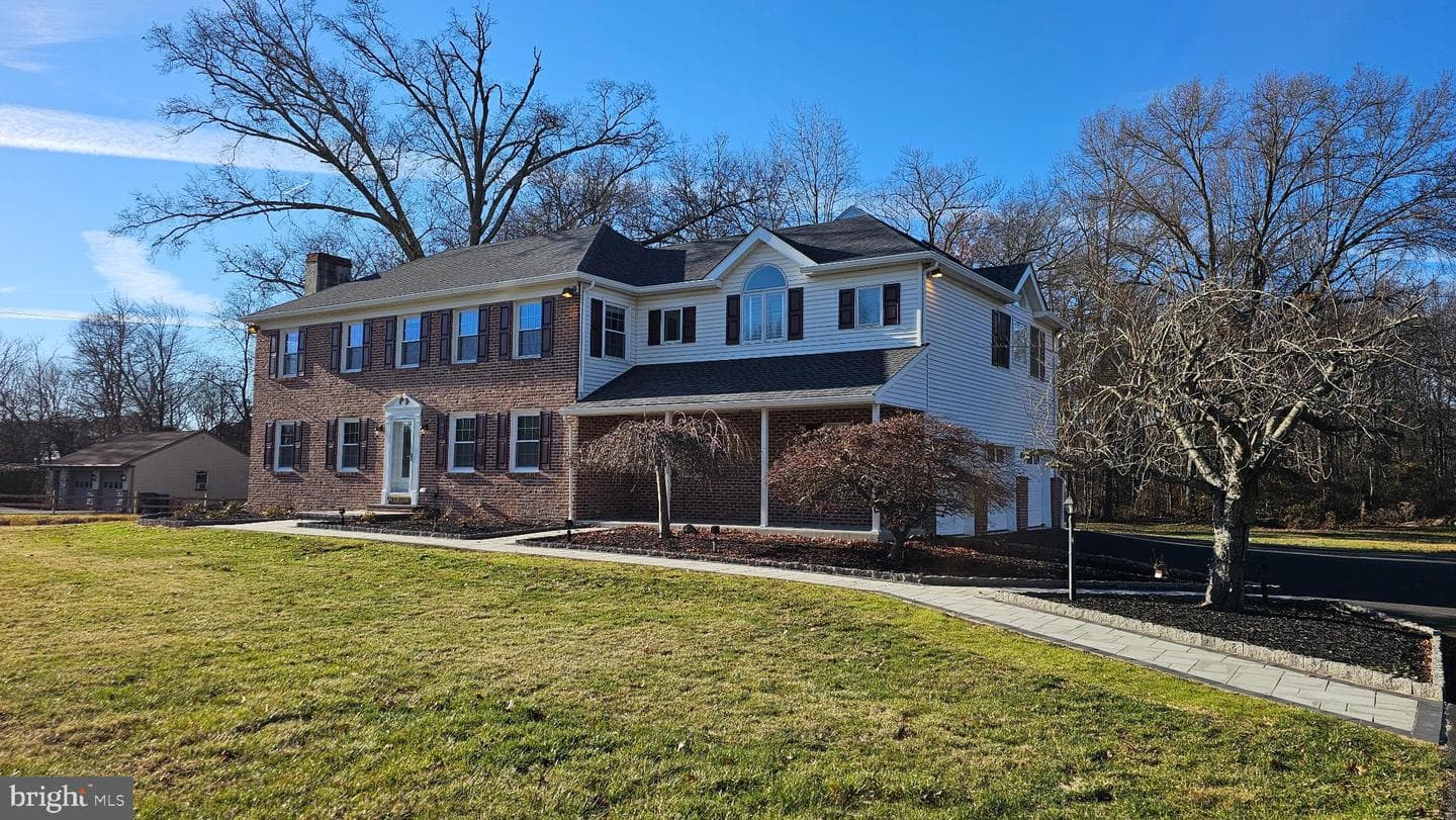 1217 McKean Road photo 1