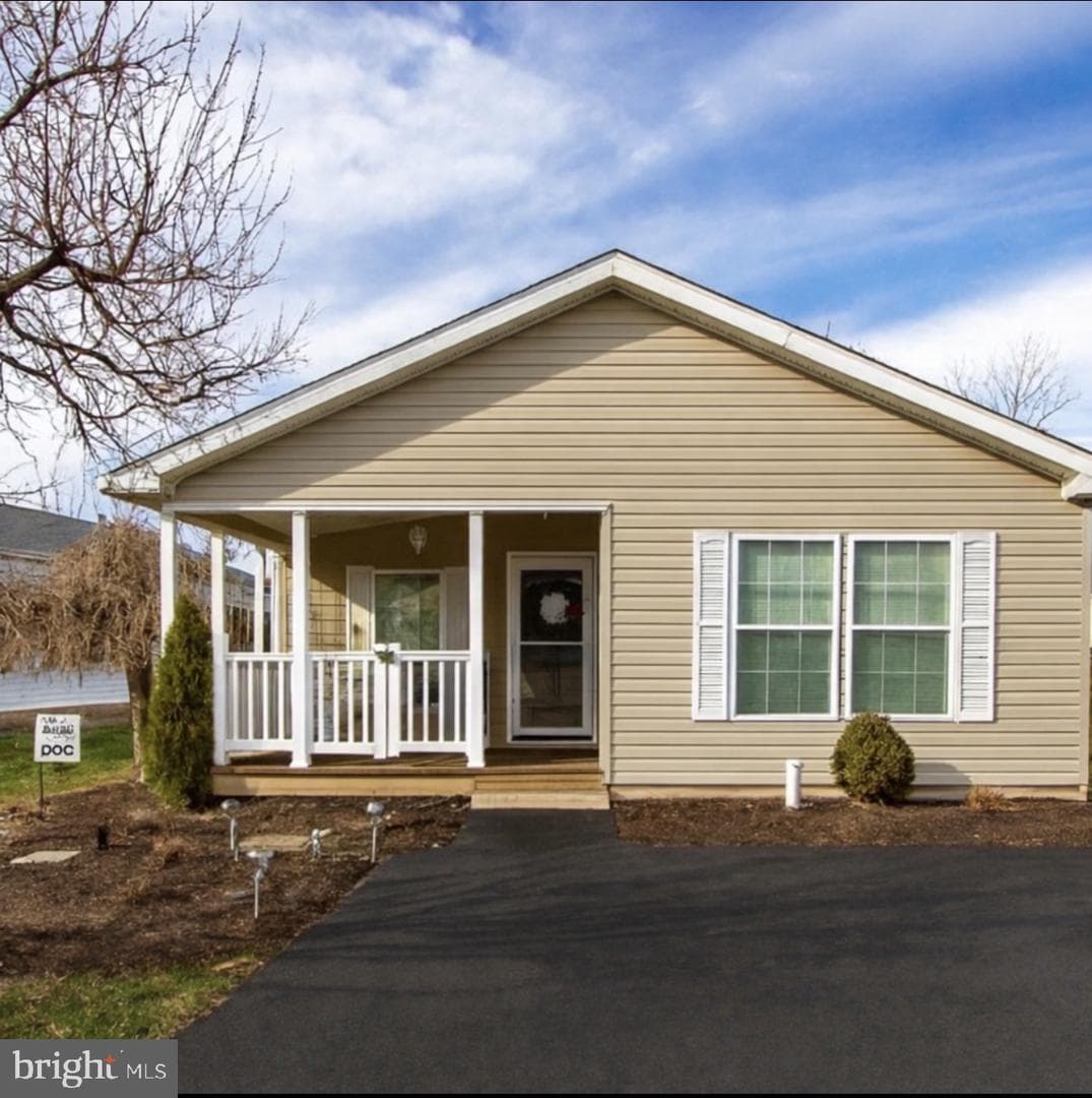 303 Carver Lane