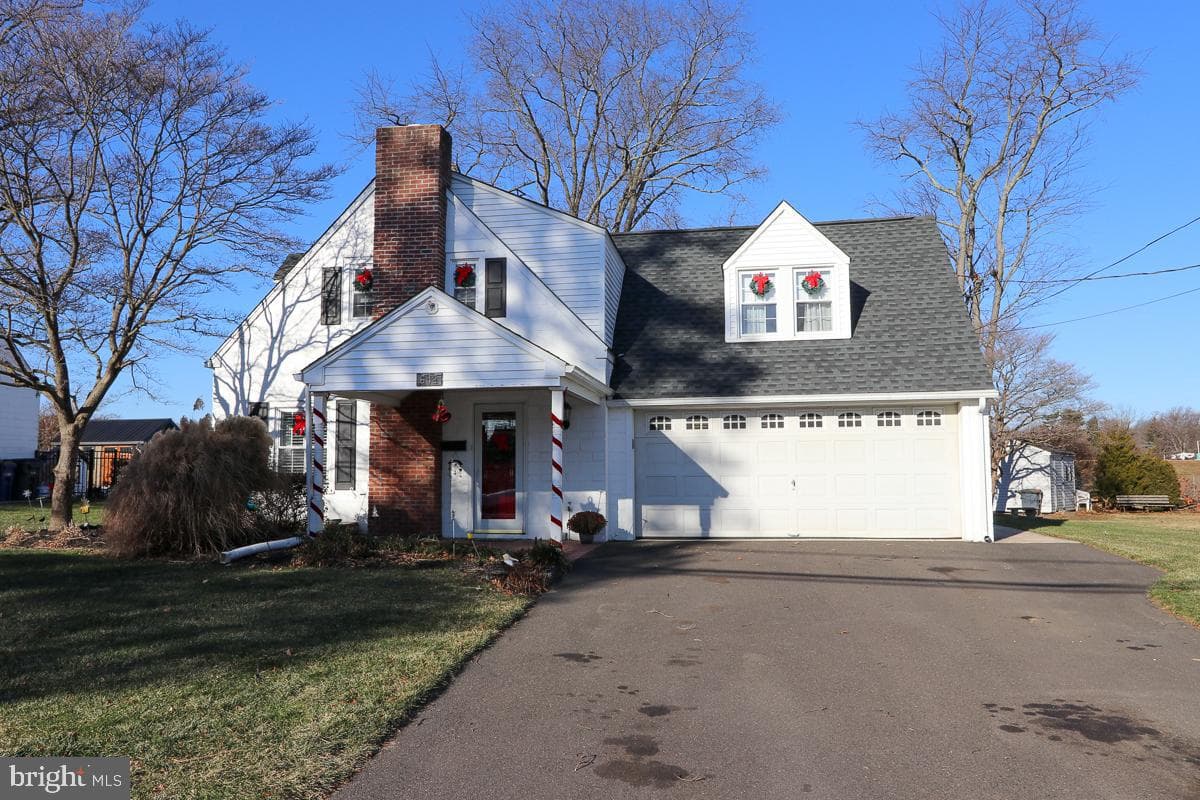 642 Kirkwood Street photo 1