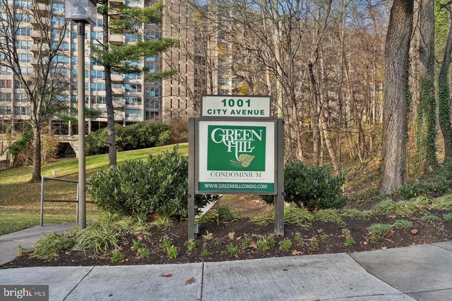 1001 City #E-914 photo 1