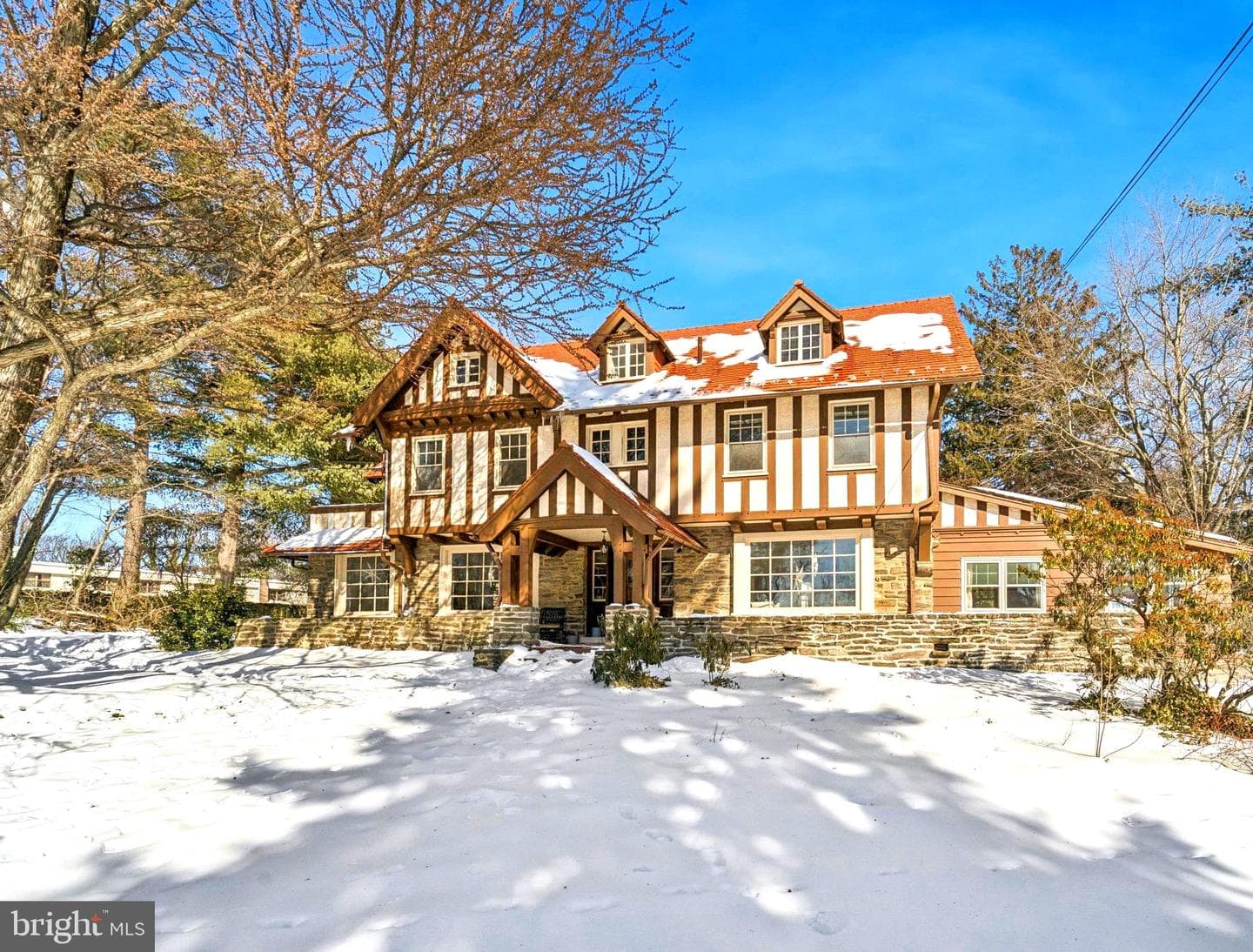 1221 Church Road photo 1