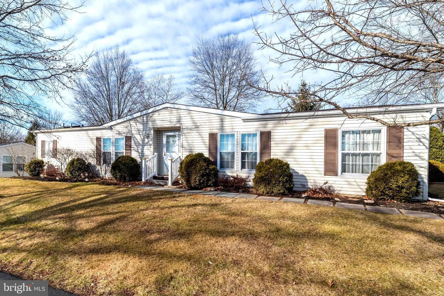 13 Asheton Lane photo 1
