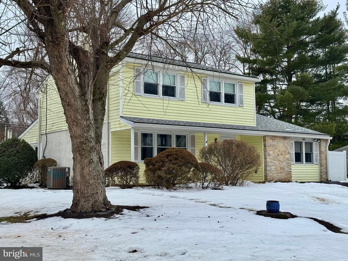 1460 Cathys Lane photo 1