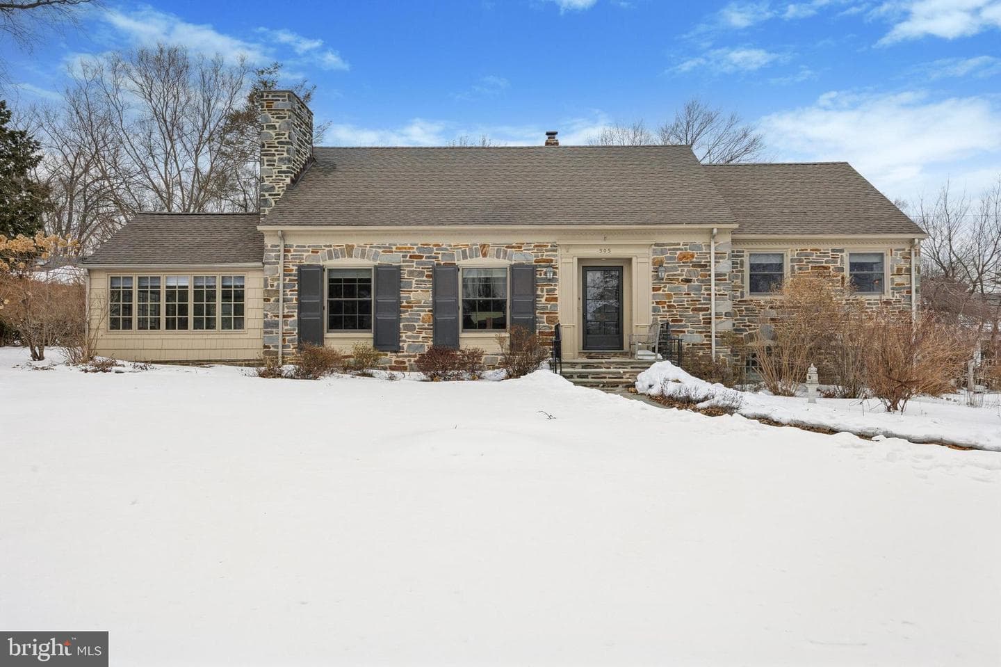 505 Redleaf Road photo 1