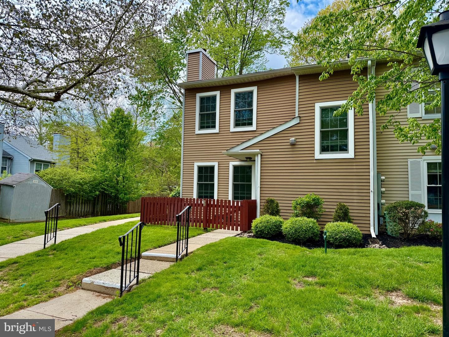 65 Woodbine Court photo 1