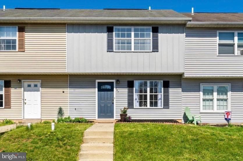 427 Blaker Drive photo 1
