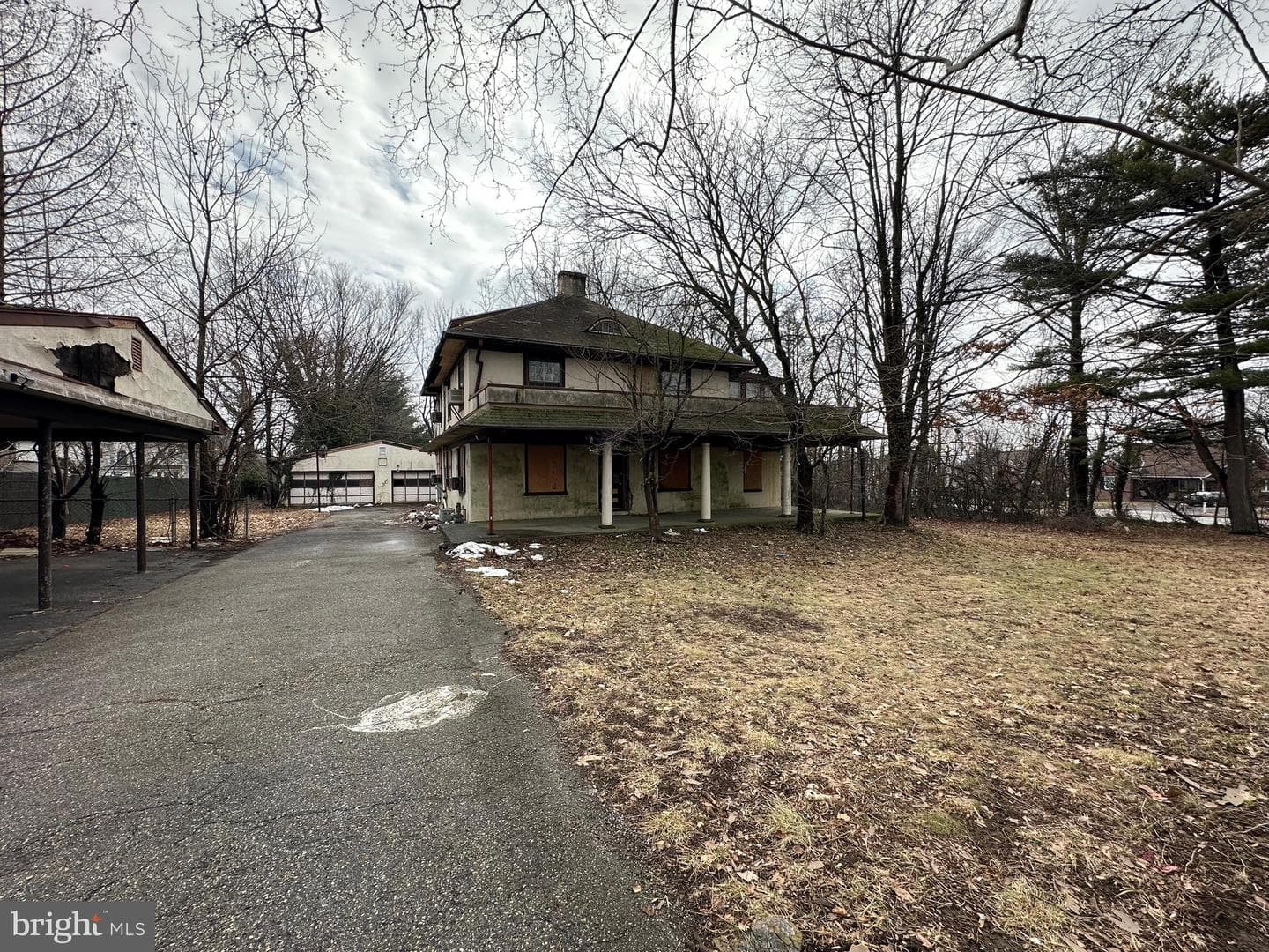 1400 Plymouth Boulevard