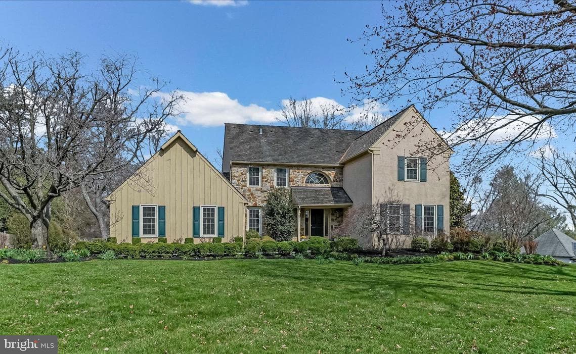 971 Derring Lane