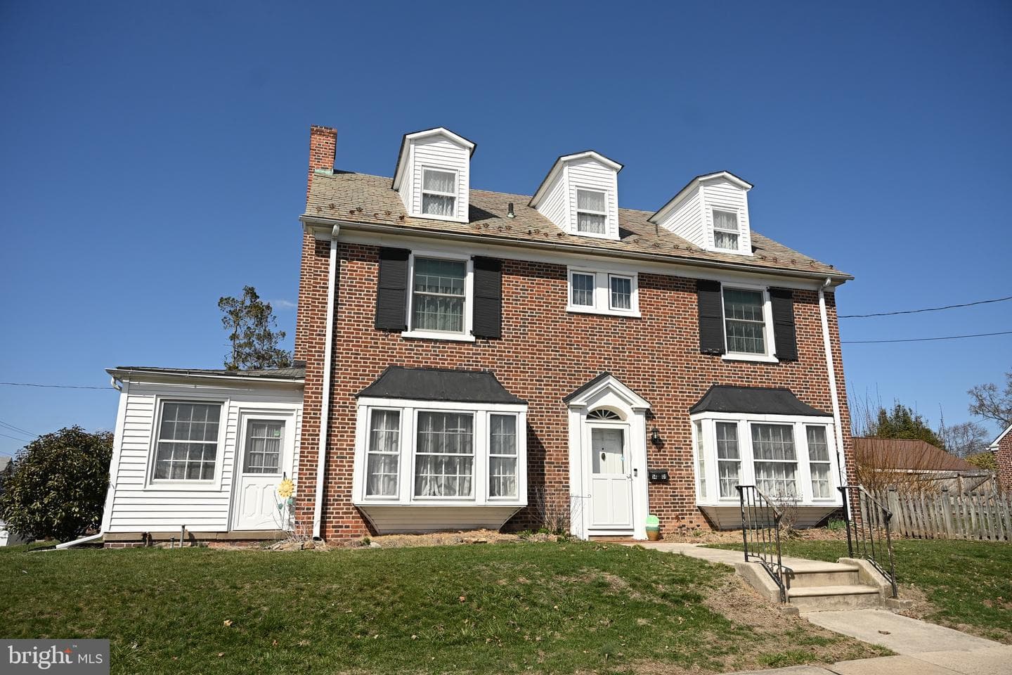 1401 Pine Street photo 1