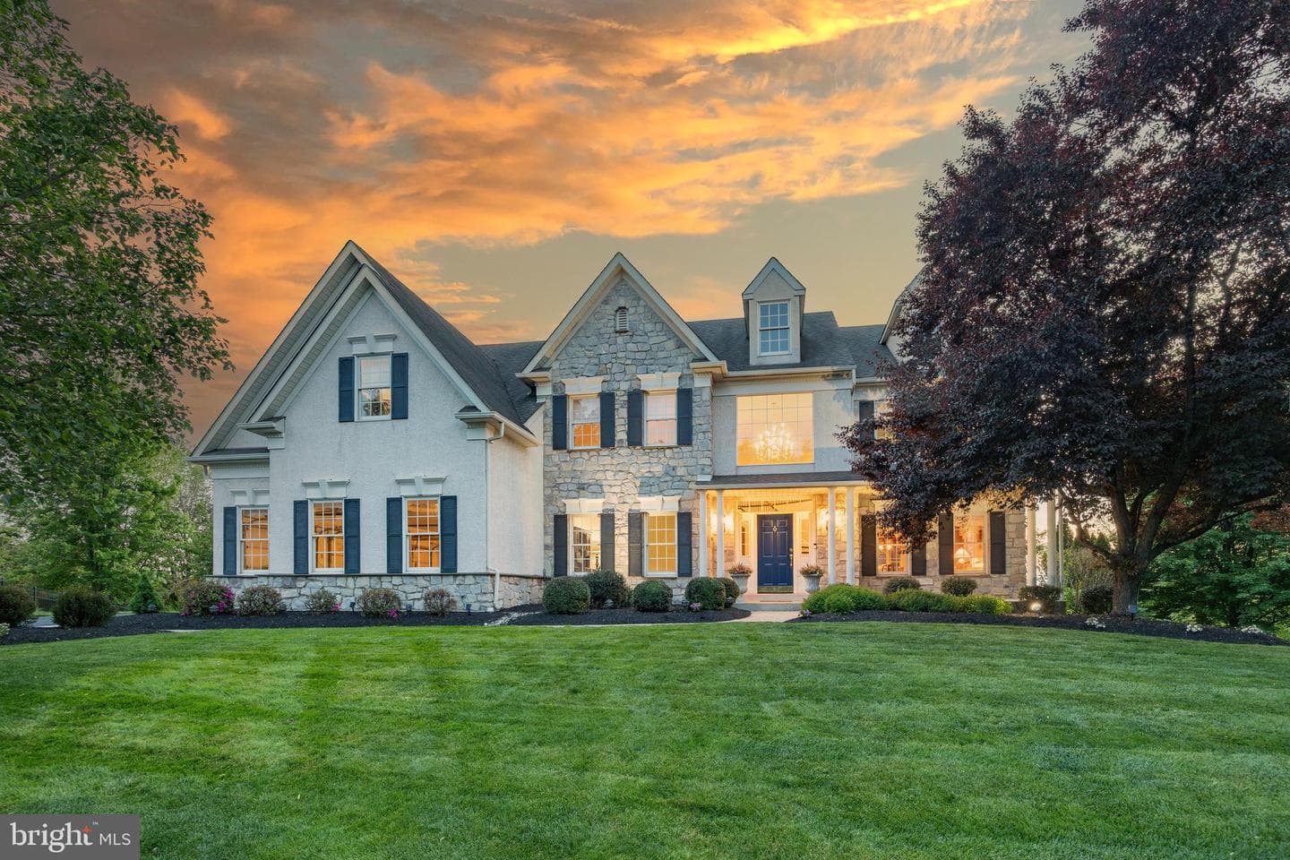 552 Longfellow Lane