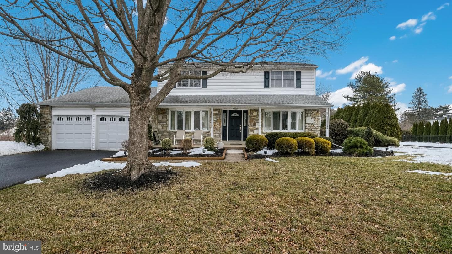 799 Bobwhite Lane photo 1