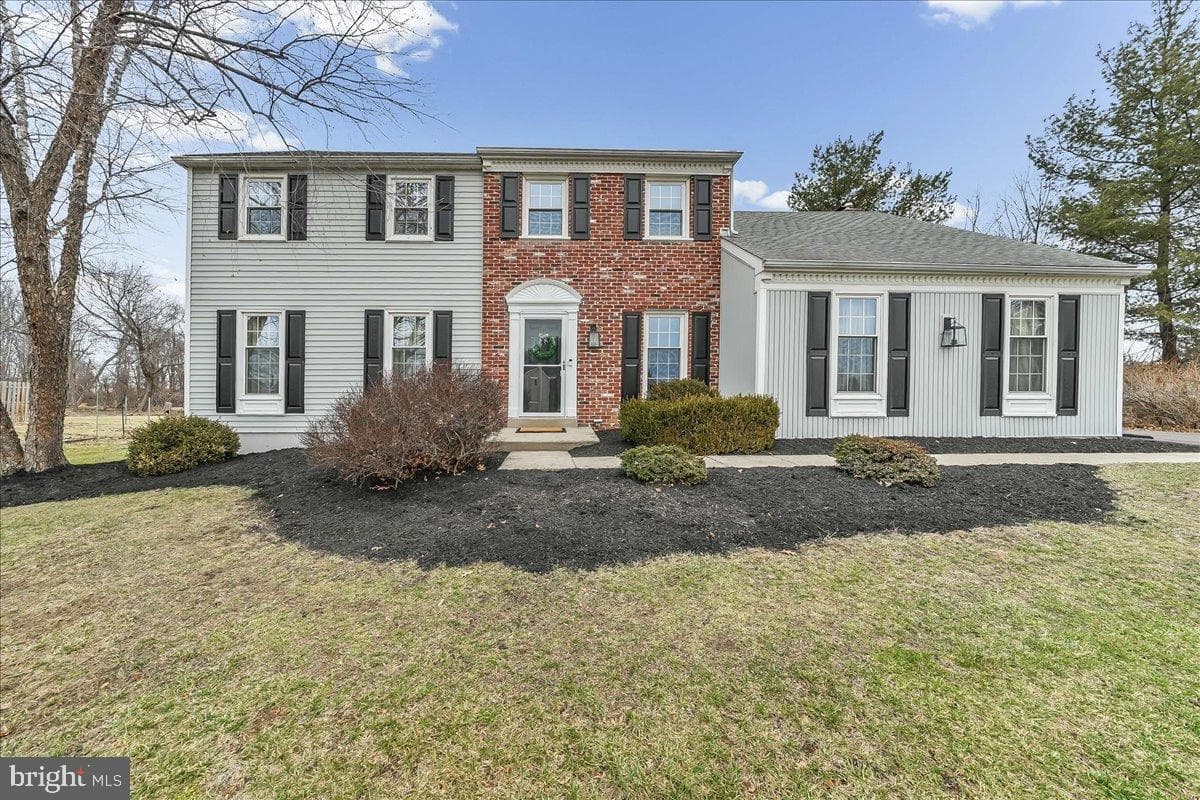 3023 Walker Lane photo 1