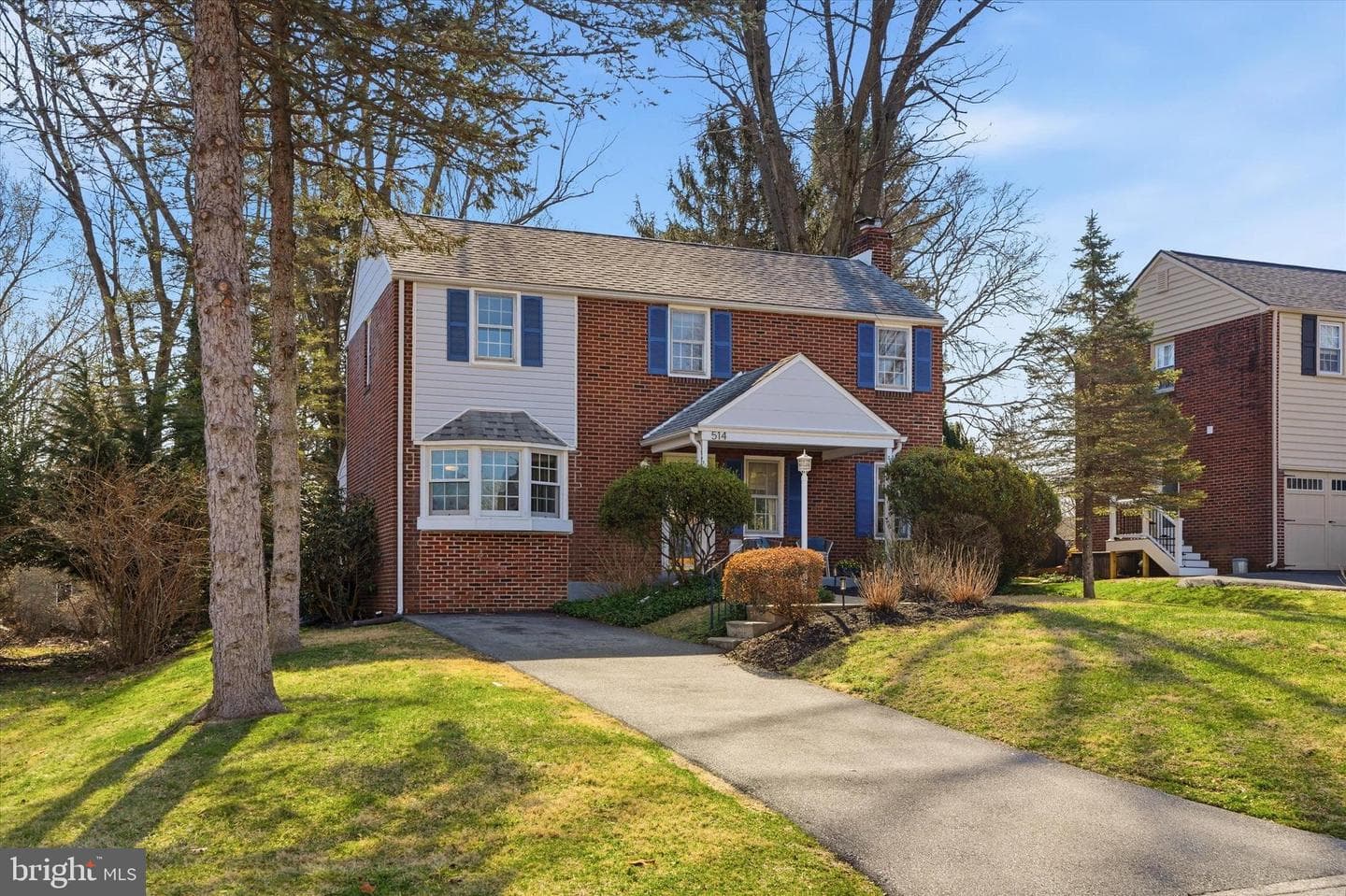 514 Kingston Road photo 1