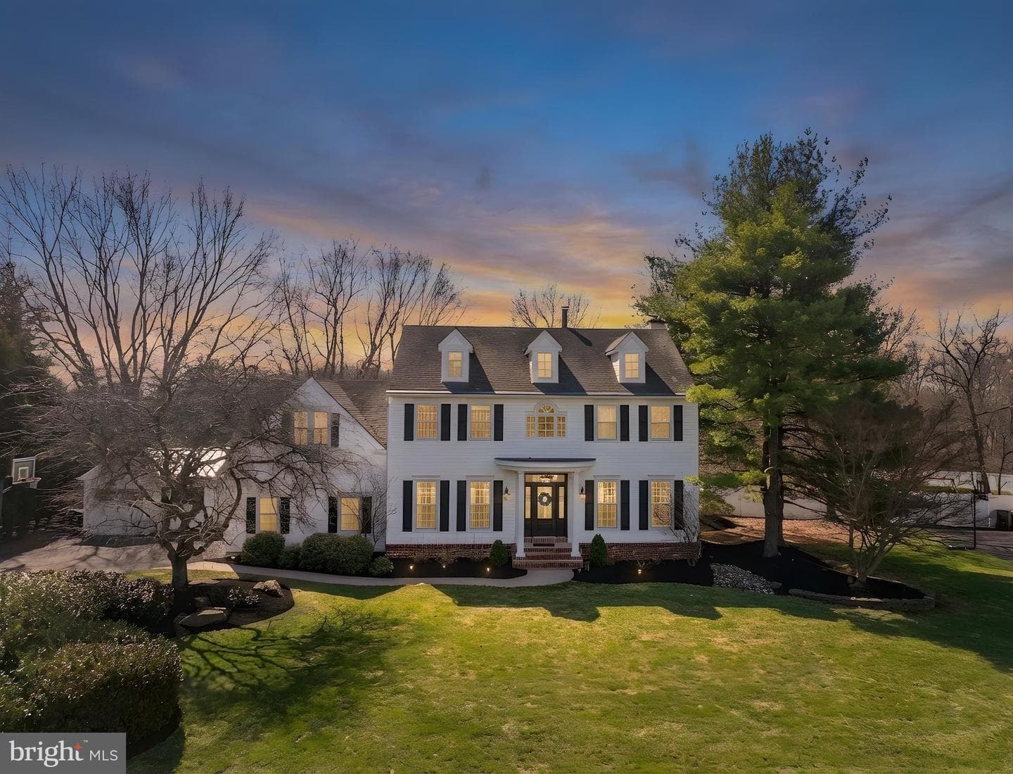 110 Mallard Drive W