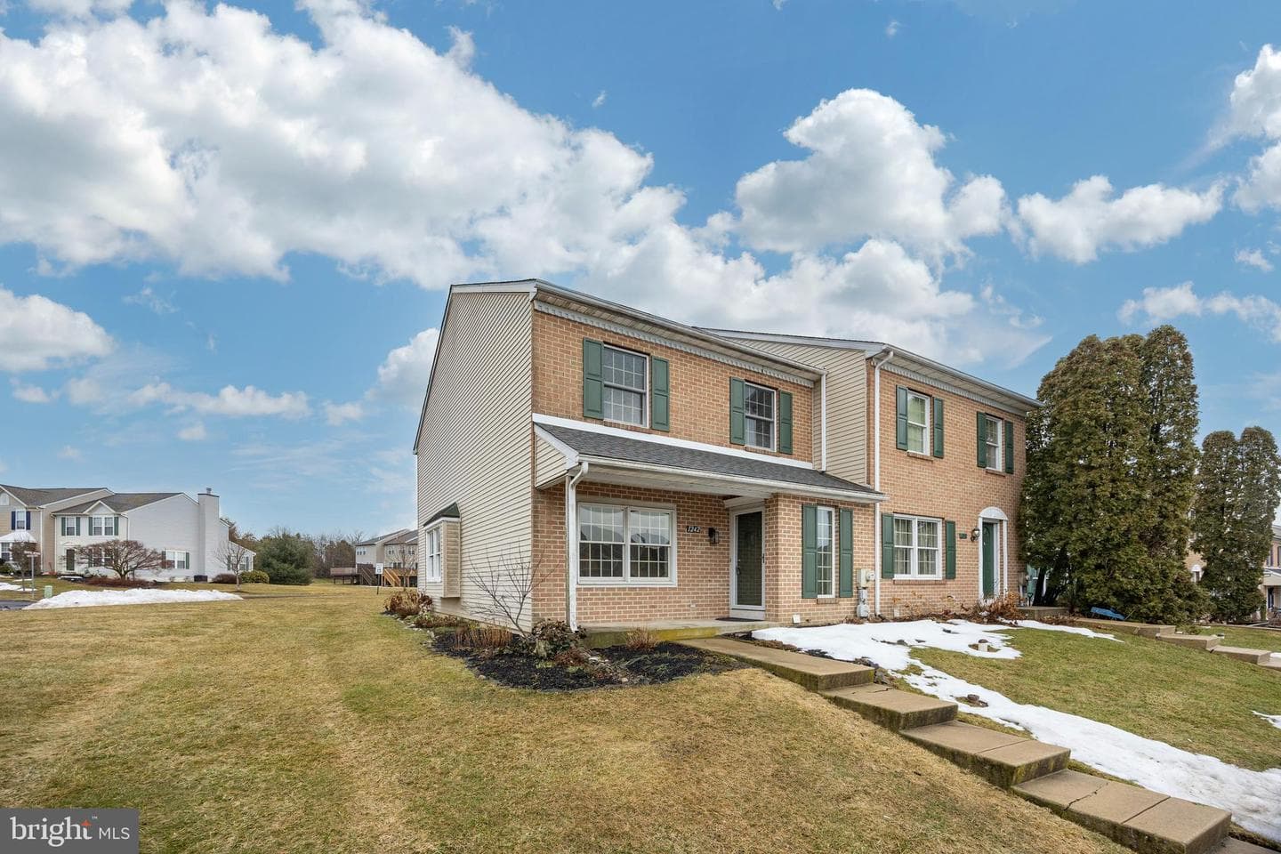 1242 Pine Ridge Drive photo 1