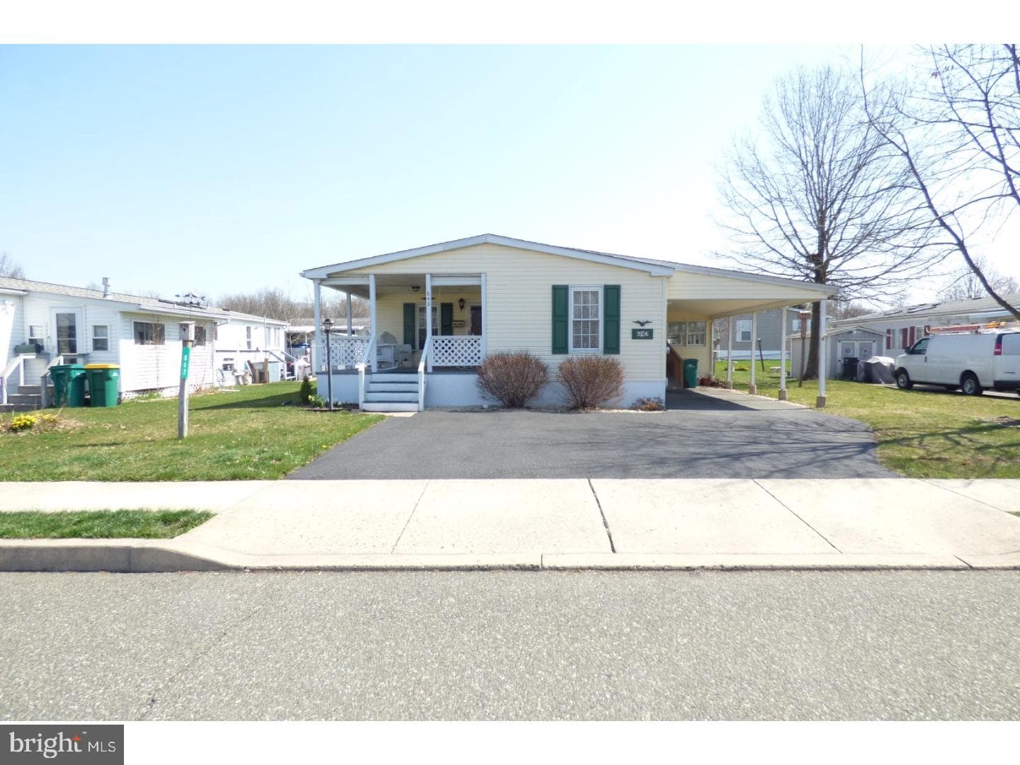 642 Butternut Court photo 1