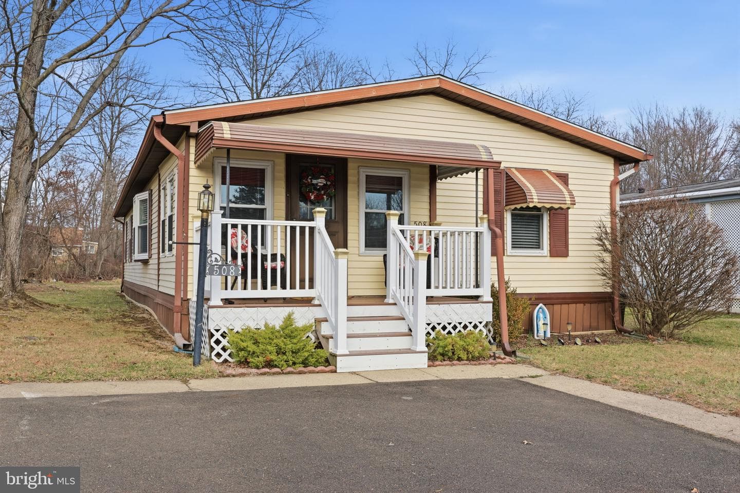 508 Willow Lane photo 1