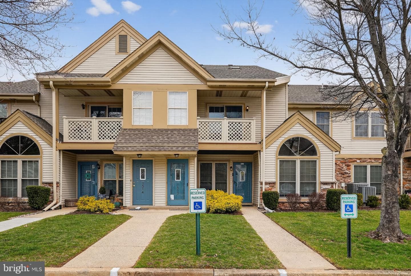 1512 Foxmeadow Circle #condo 1512 photo 1