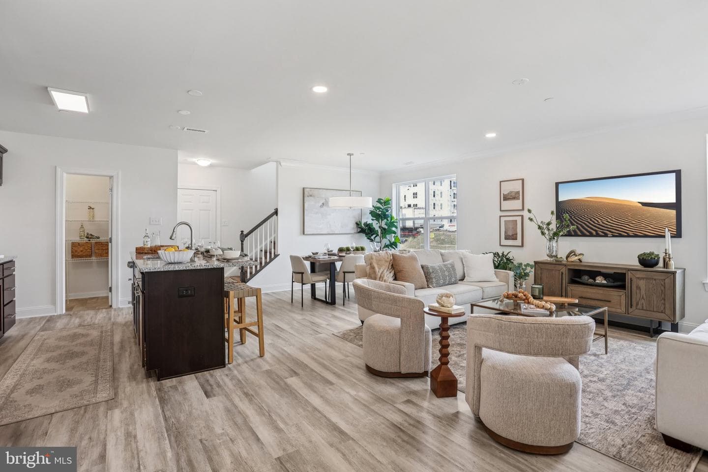 1811 Arch Street #19w photo 1