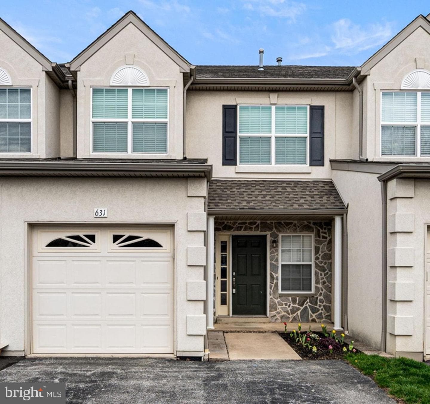 631 Fawn Circle photo 1