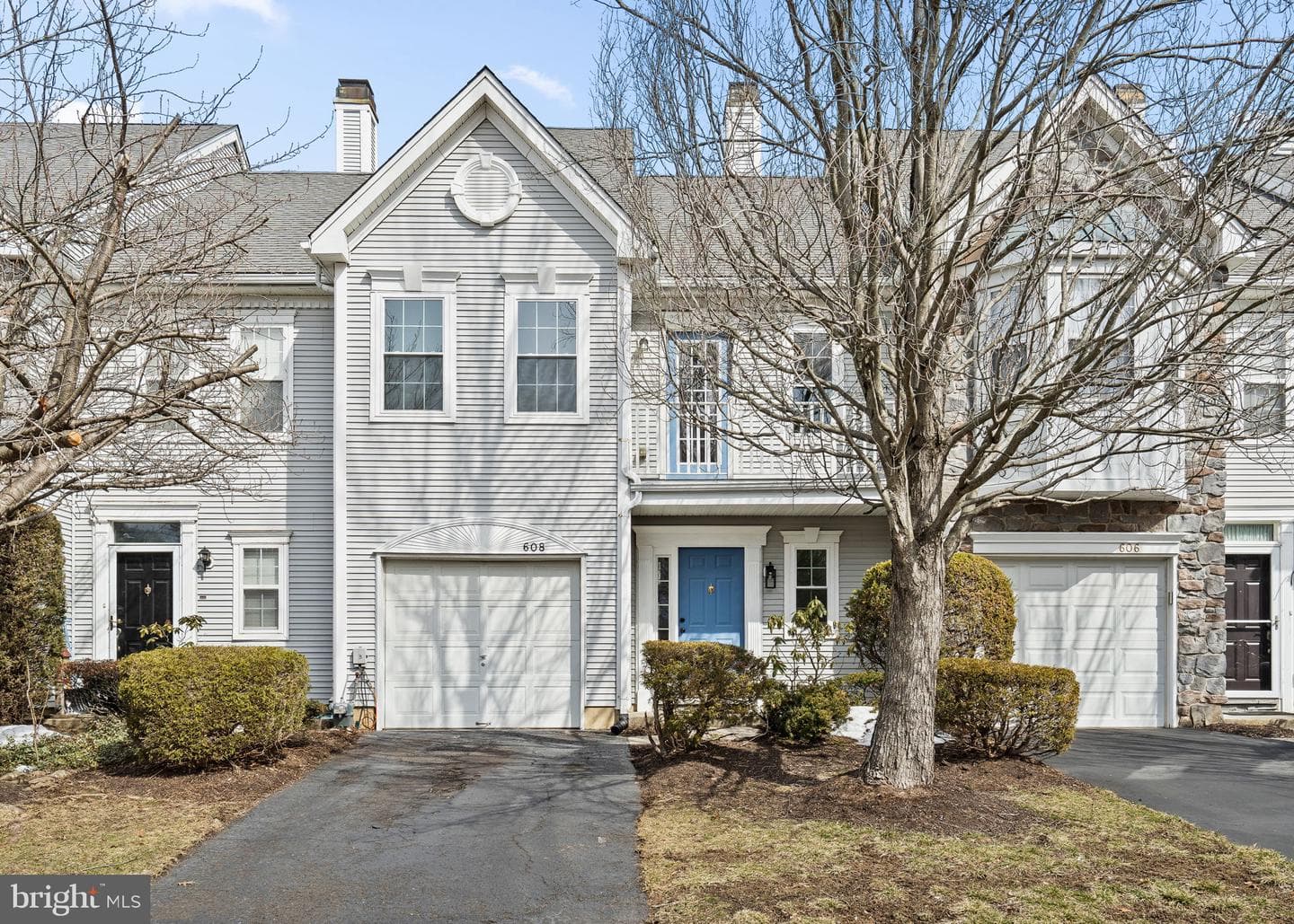 608 Ascot Court photo 1