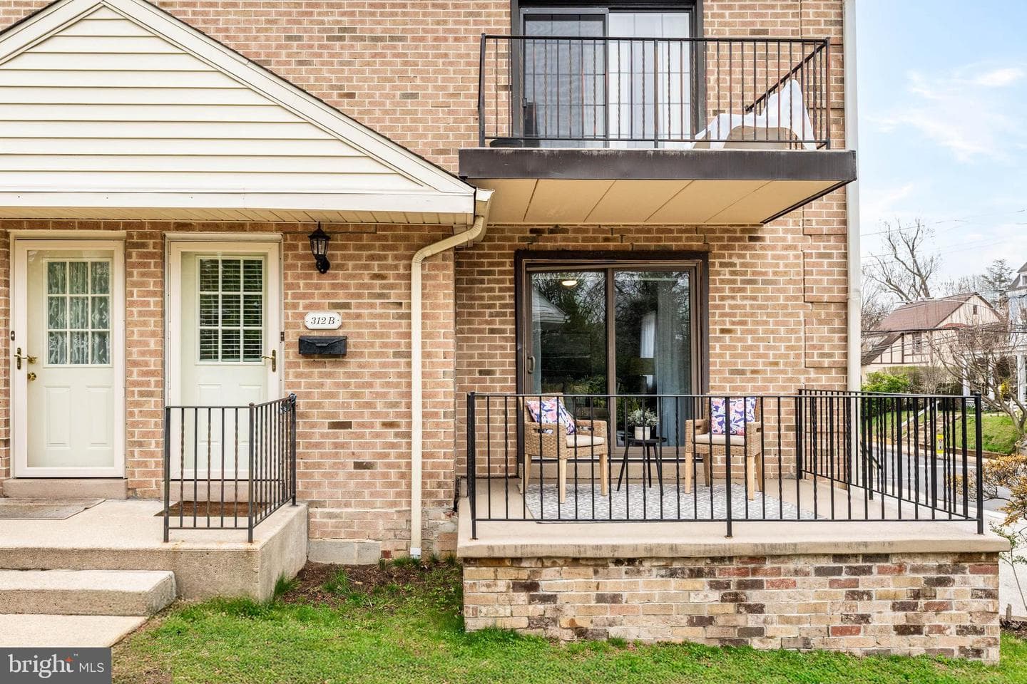 312 Windsor Avenue #312-B photo 1