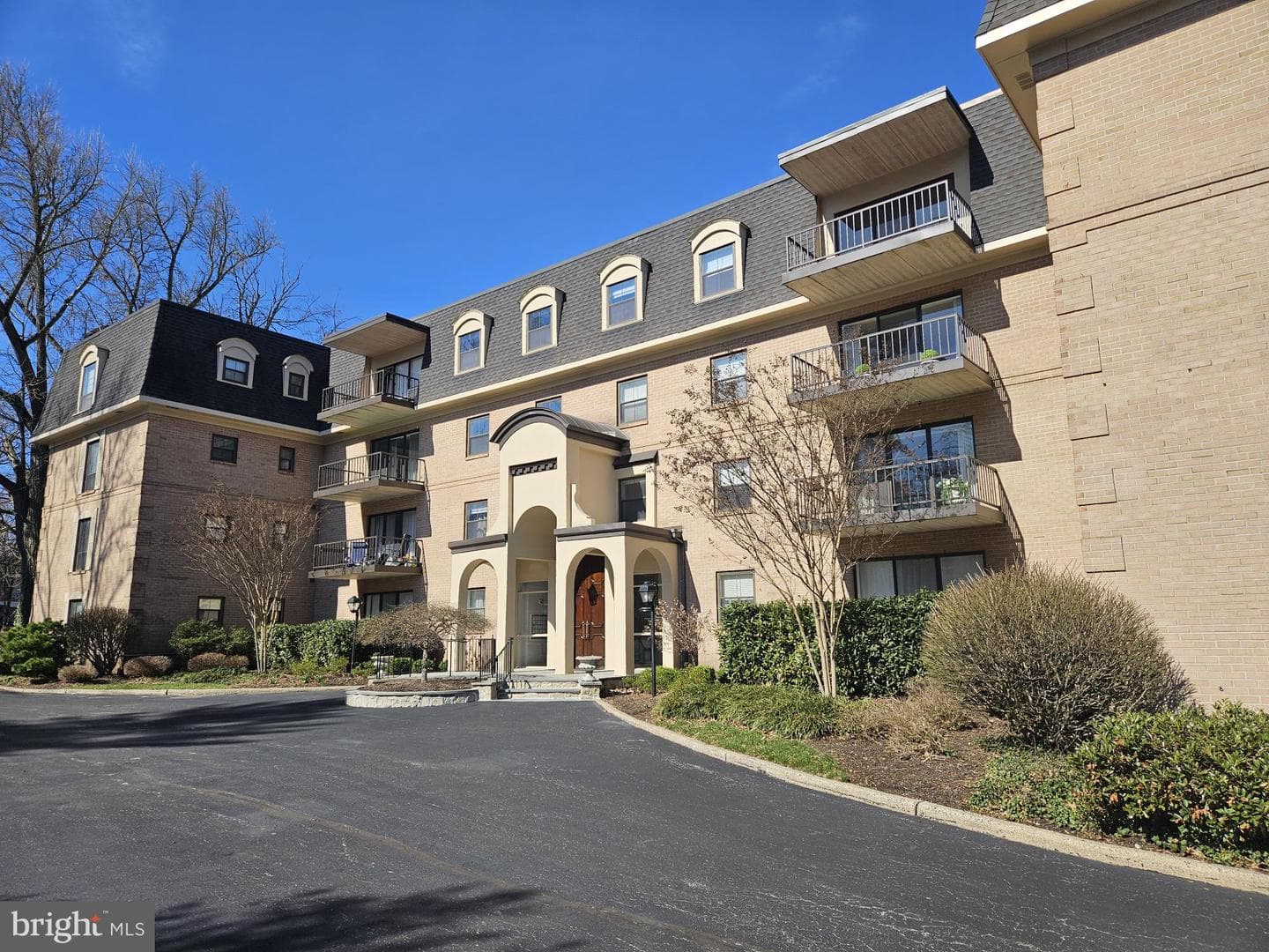 601 Montgomery Avenue #306