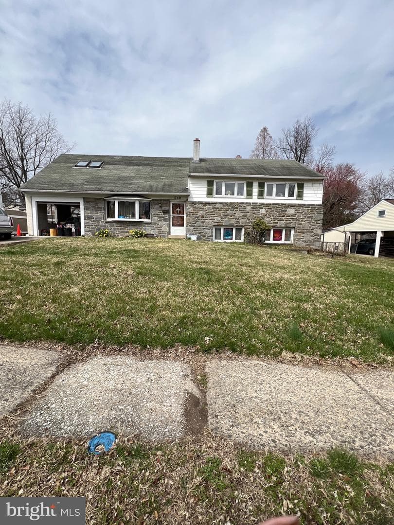 549 General Learned Road photo 1