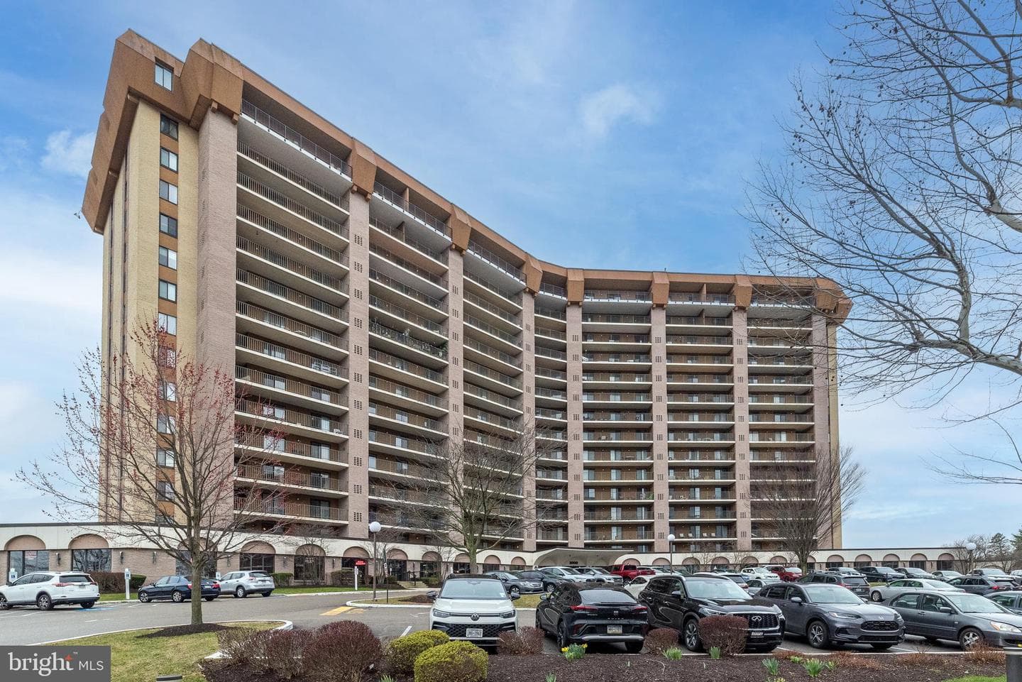 10204 Valley Forge Circle #204
