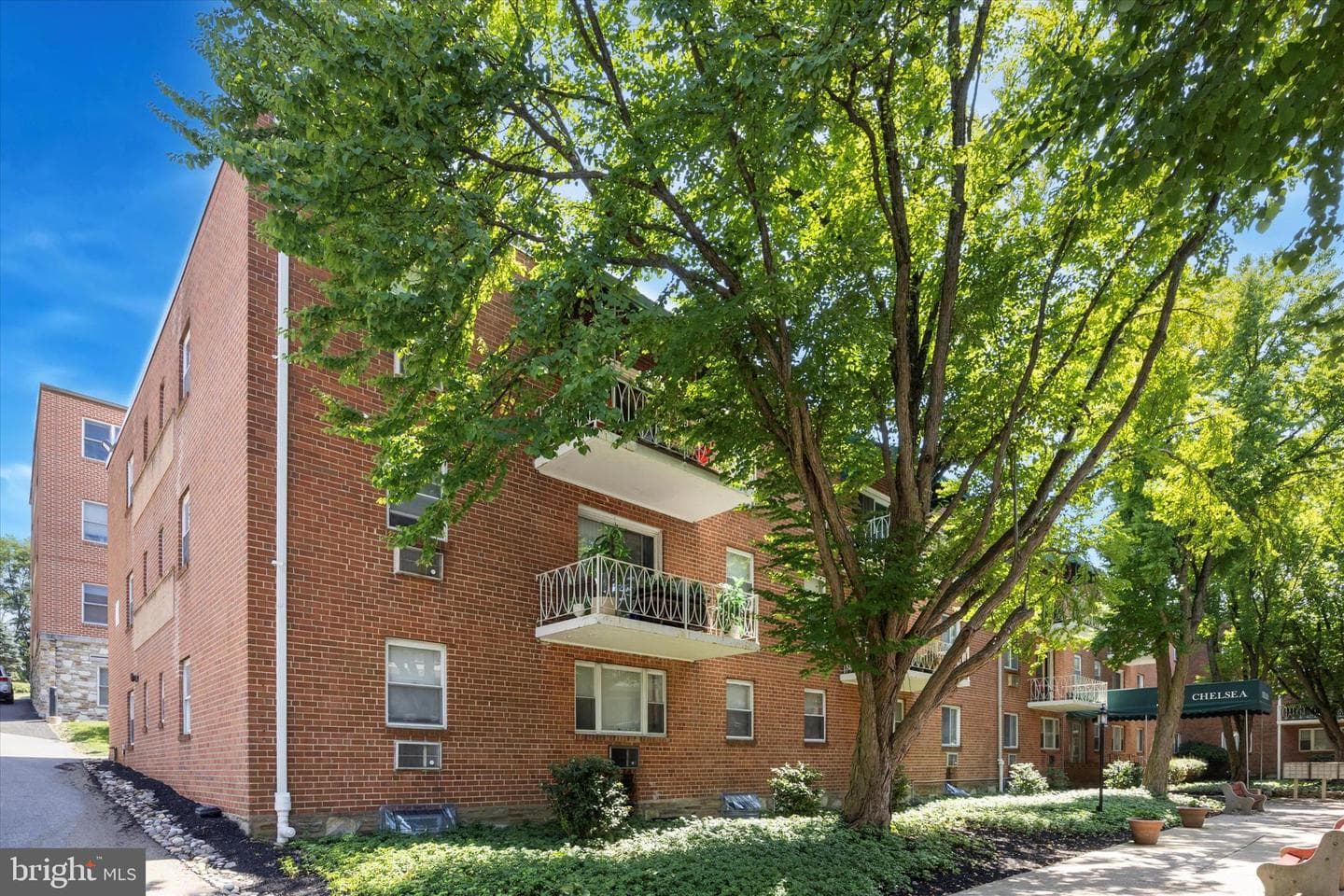 1600 Church Road #c-207