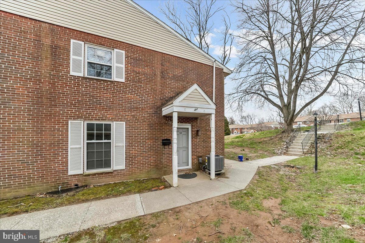51 Zummo Way photo 1