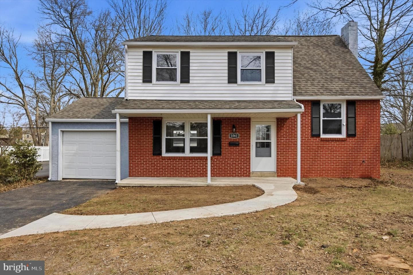 1061 York Avenue photo 1