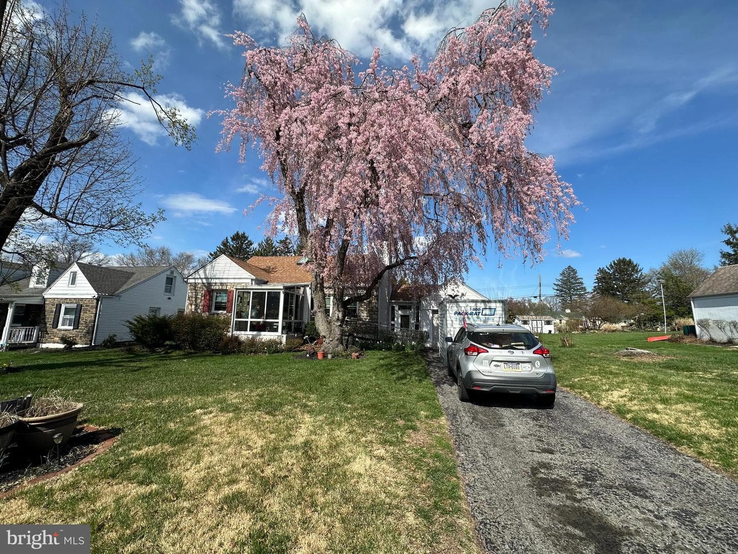 1811 Ardin Dr photo 1