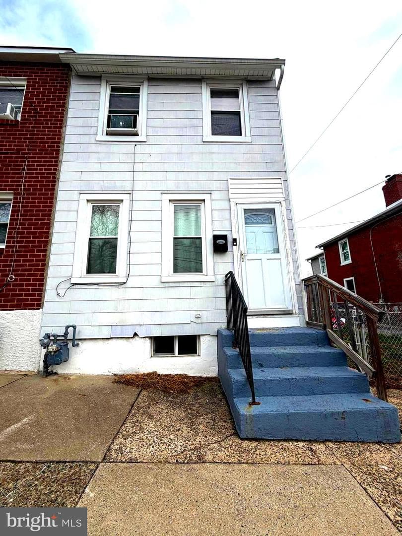 219 E Basin Street