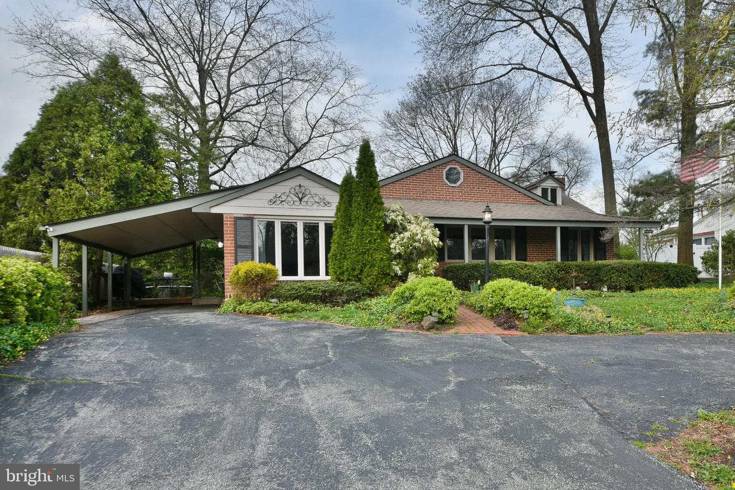 813 Renel Road
