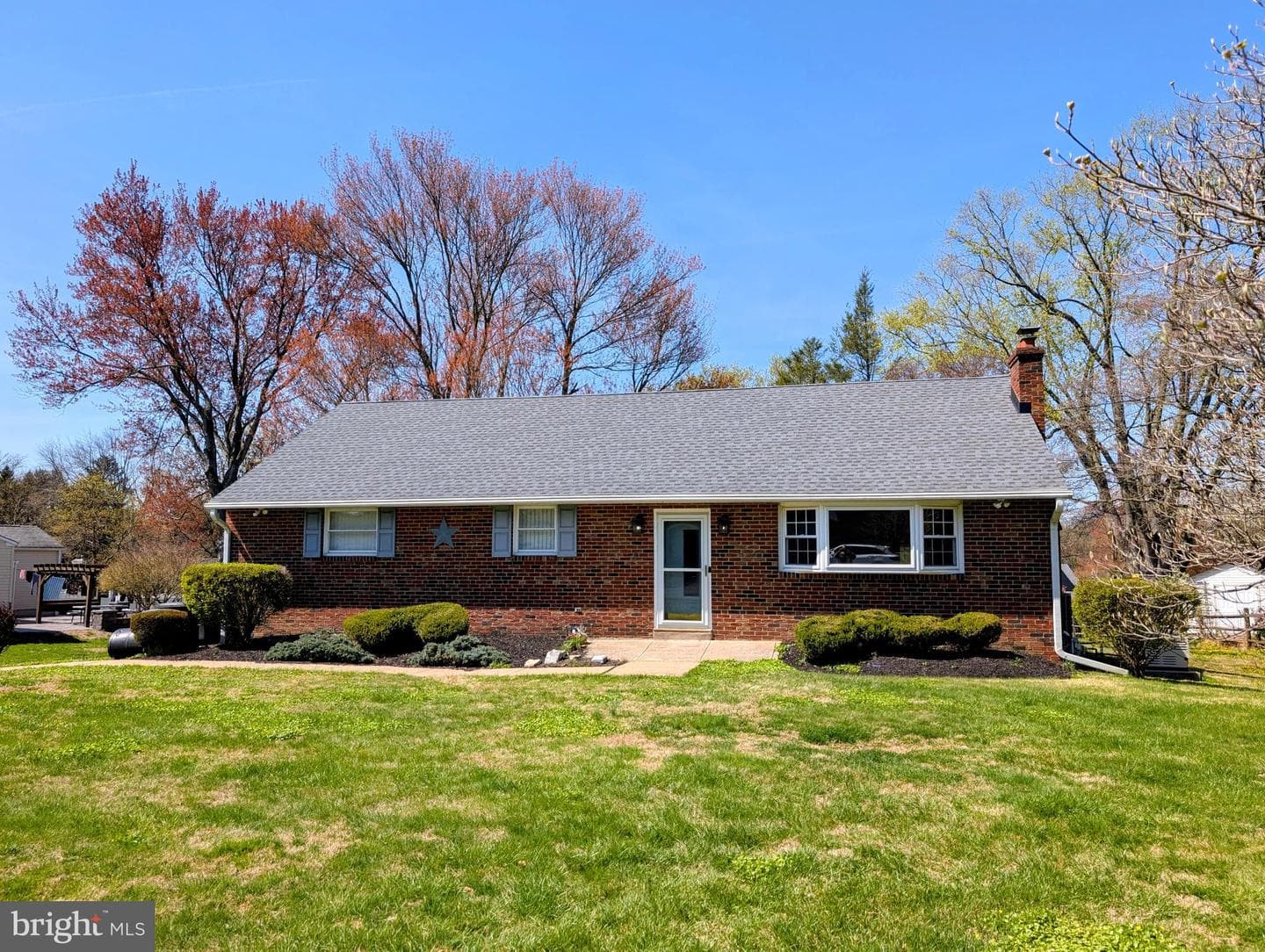 3464 Hillcroft Road photo 1