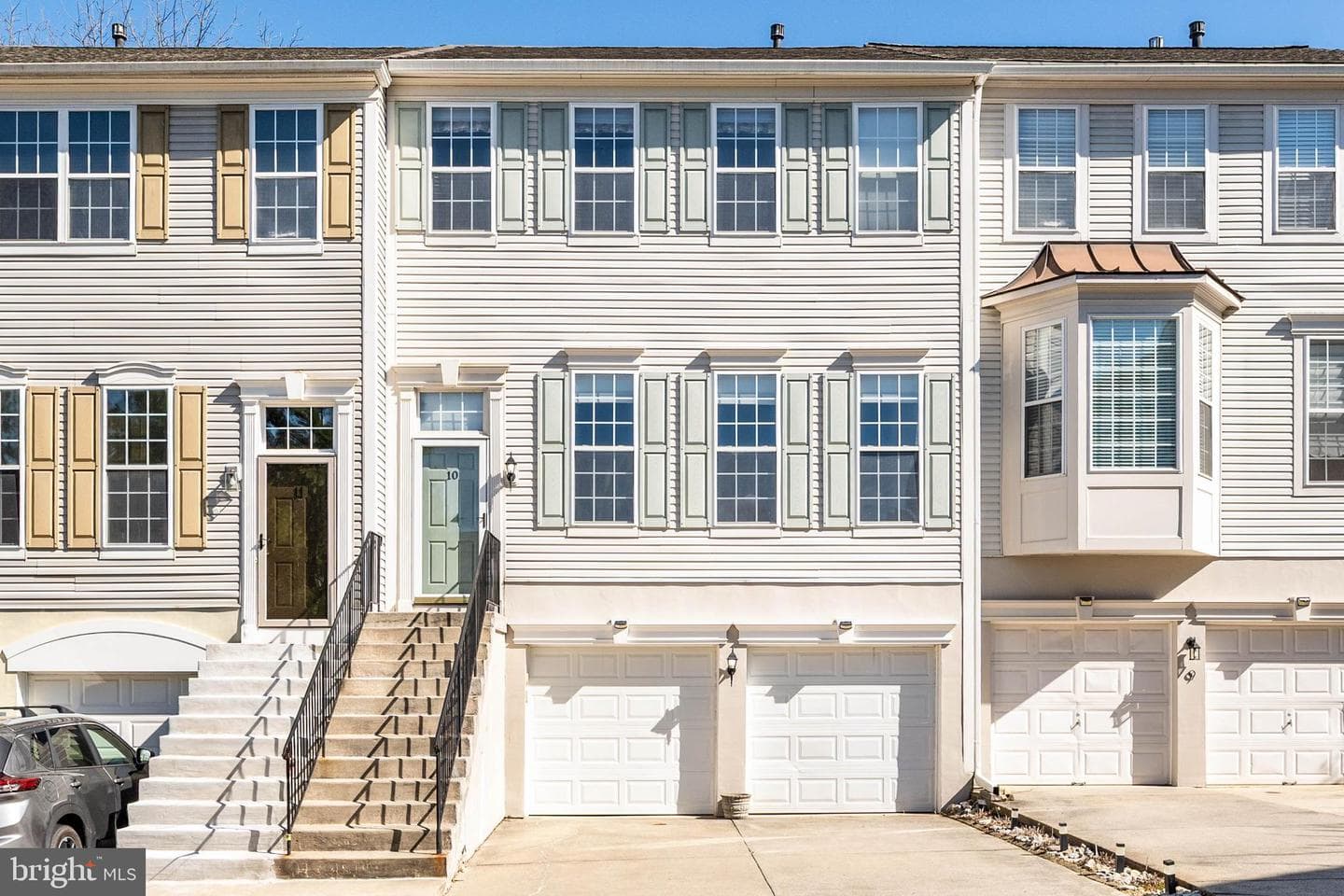 10 Almond Court